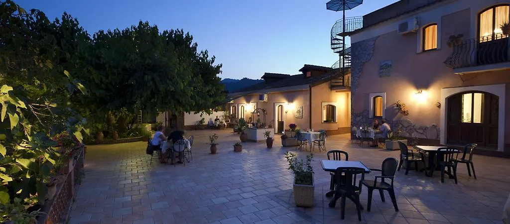 Farm stay Agriturismo Terrenia Villa Trappitello