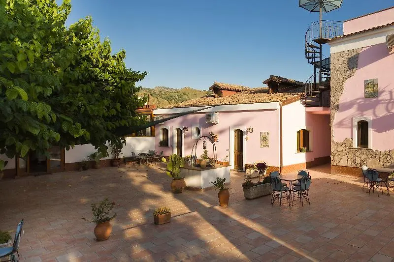 Farm stay Agriturismo Terrenia Villa Trappitello
